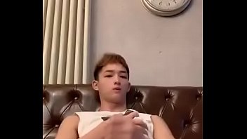 Twitter chinese toilet gay