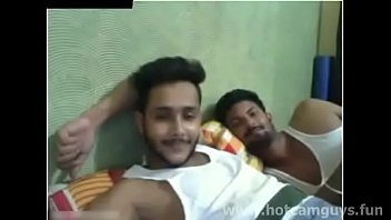 Homosexuell emo wichst in cam xnxx