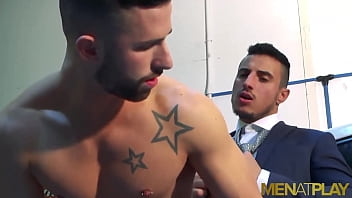 Empresário gay cumshot xnxx
